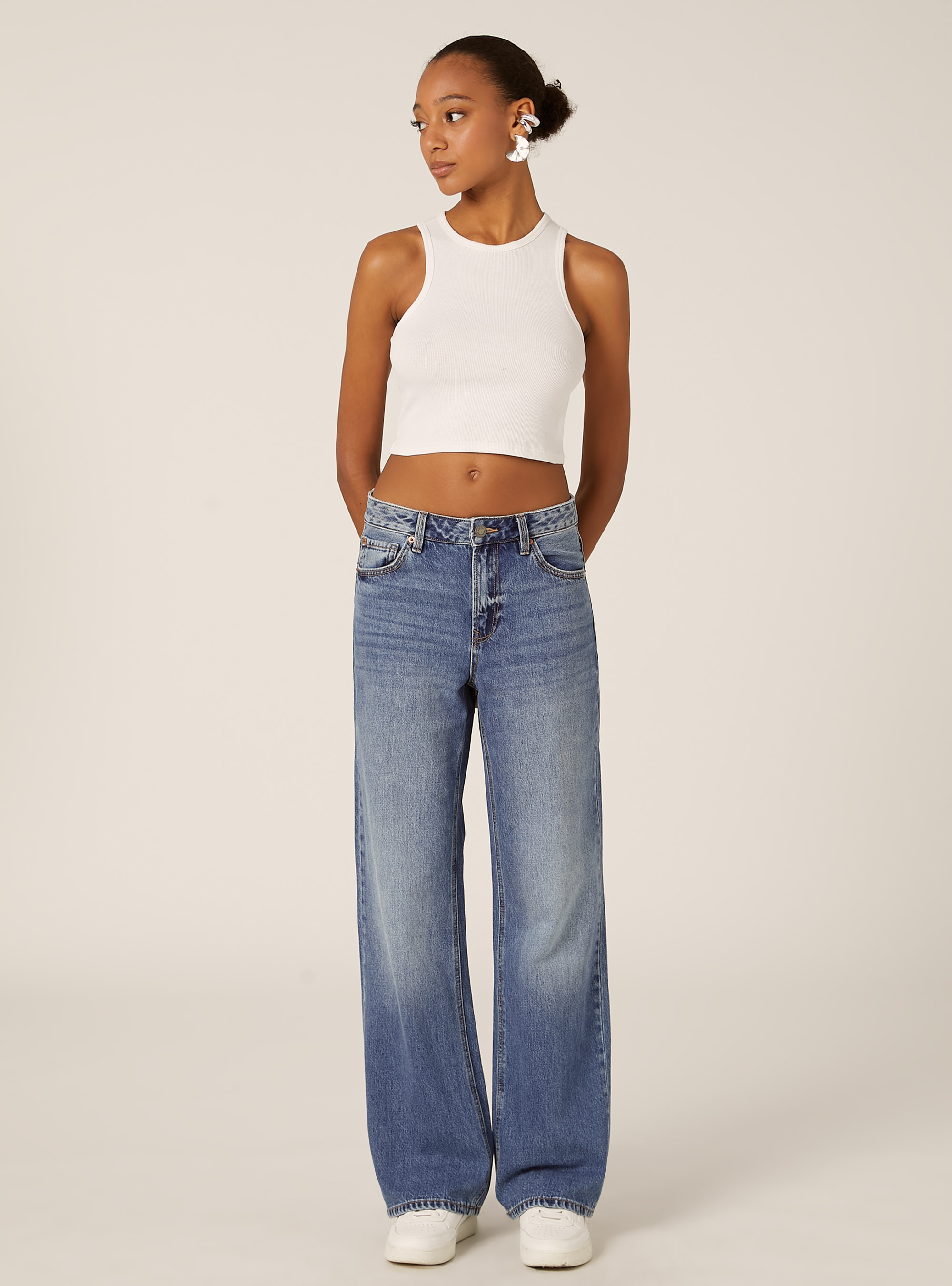 Jeans mit gerader Passform, D003 MEDIUM BLUE