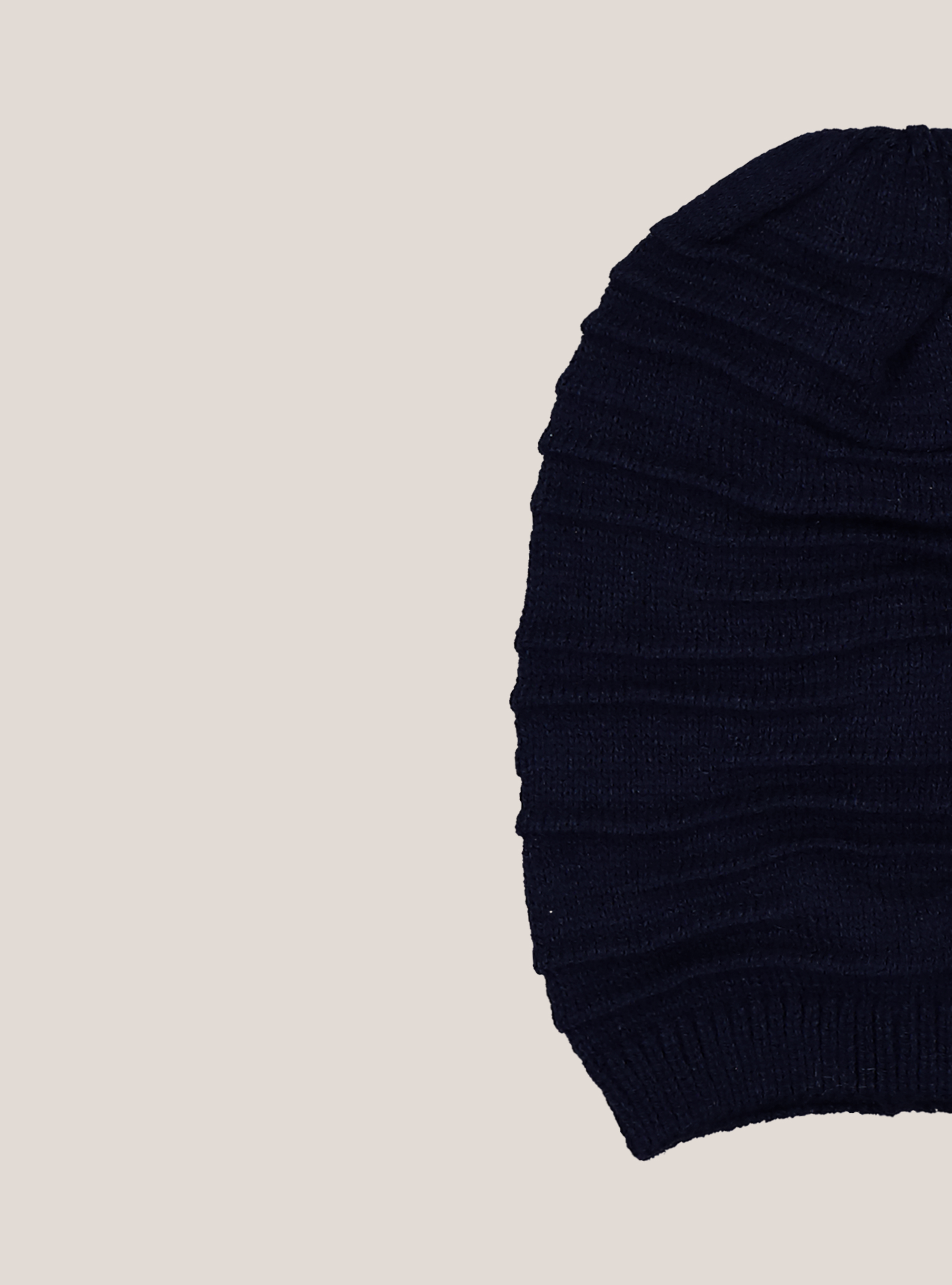 Chapeau orn&eacute; de d&eacute;tails en relief, C210 BLUE NAVY