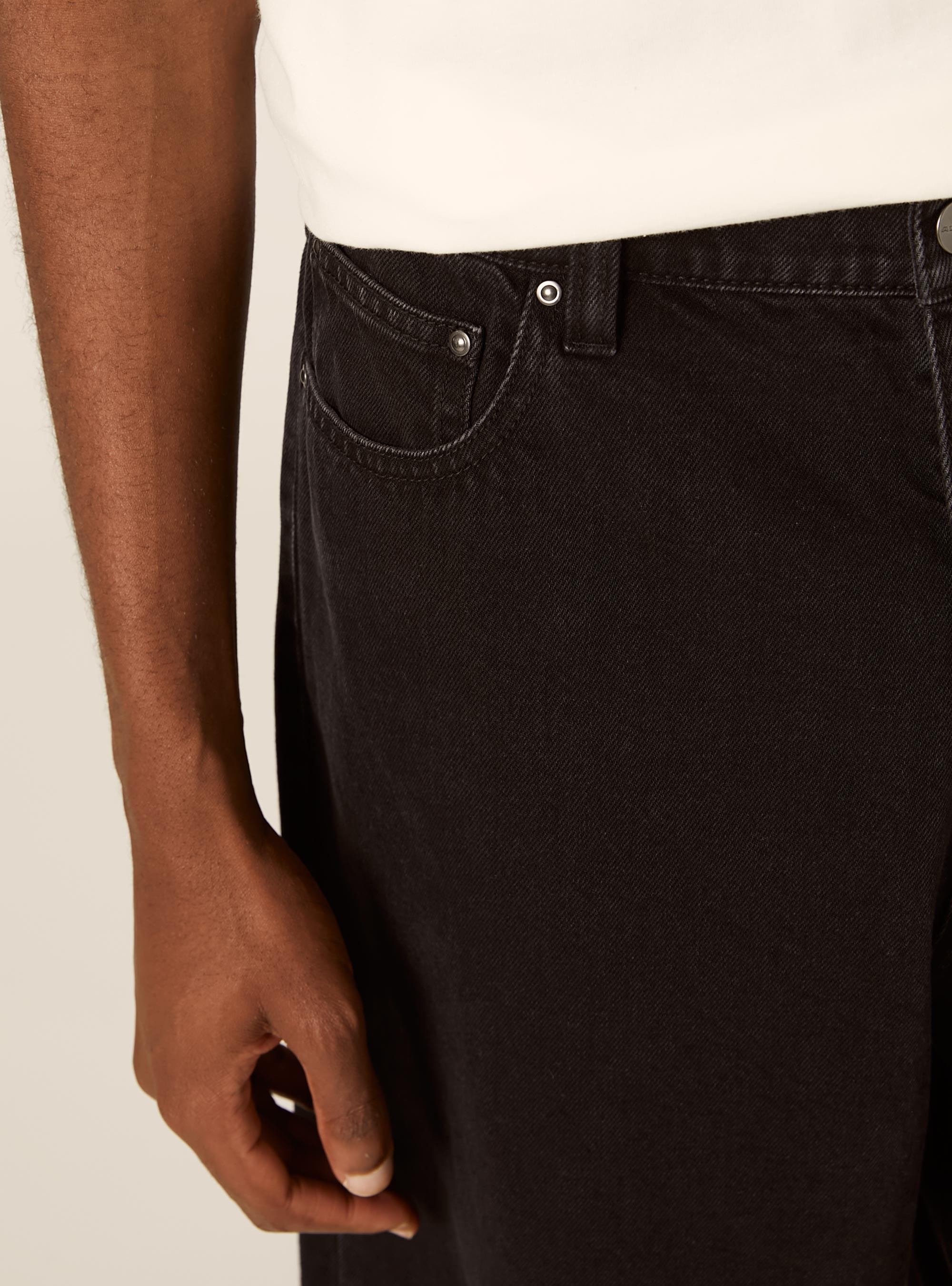 Jorts loose fit, NERO