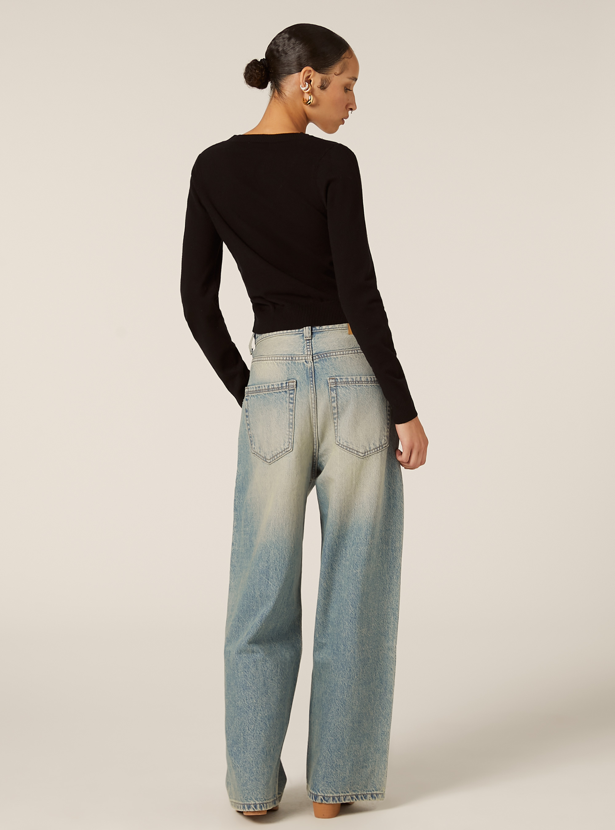 Pull &agrave; col en V coupe boxy, BK1 BLACK