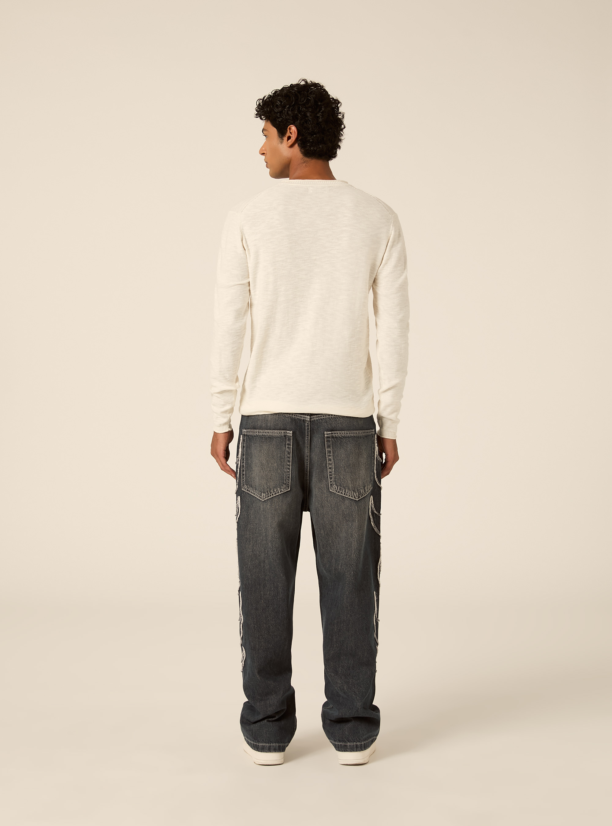 Lightweight crewneck pullover with chest pocket, WH1 OFF WHITE