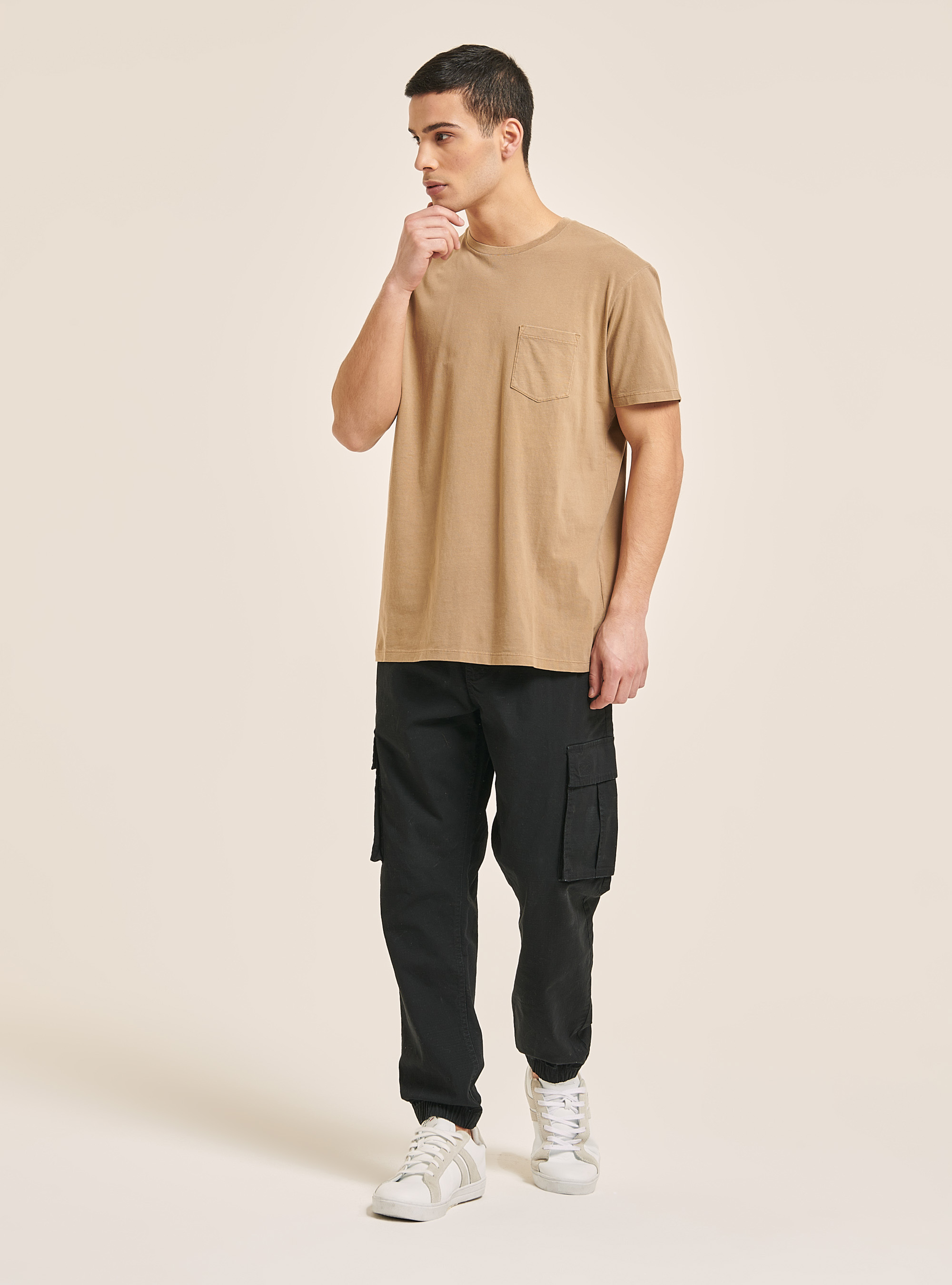 Crew-neck t-shirt with pocket, BG2 BEIGE MEDIUM