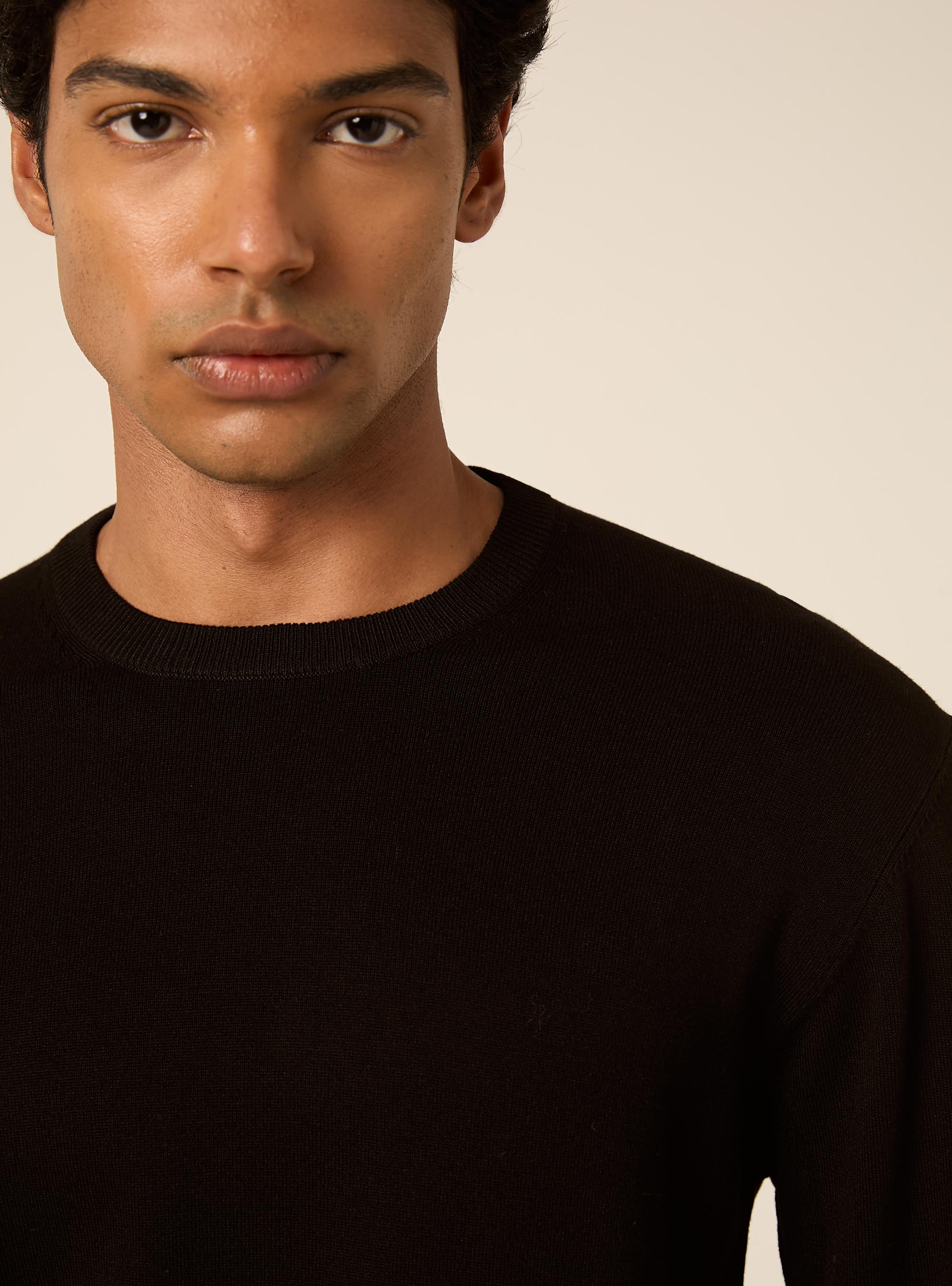 Jersey de cuello redondo en viscosa Lenzing Ecovero, BK1 BLACK