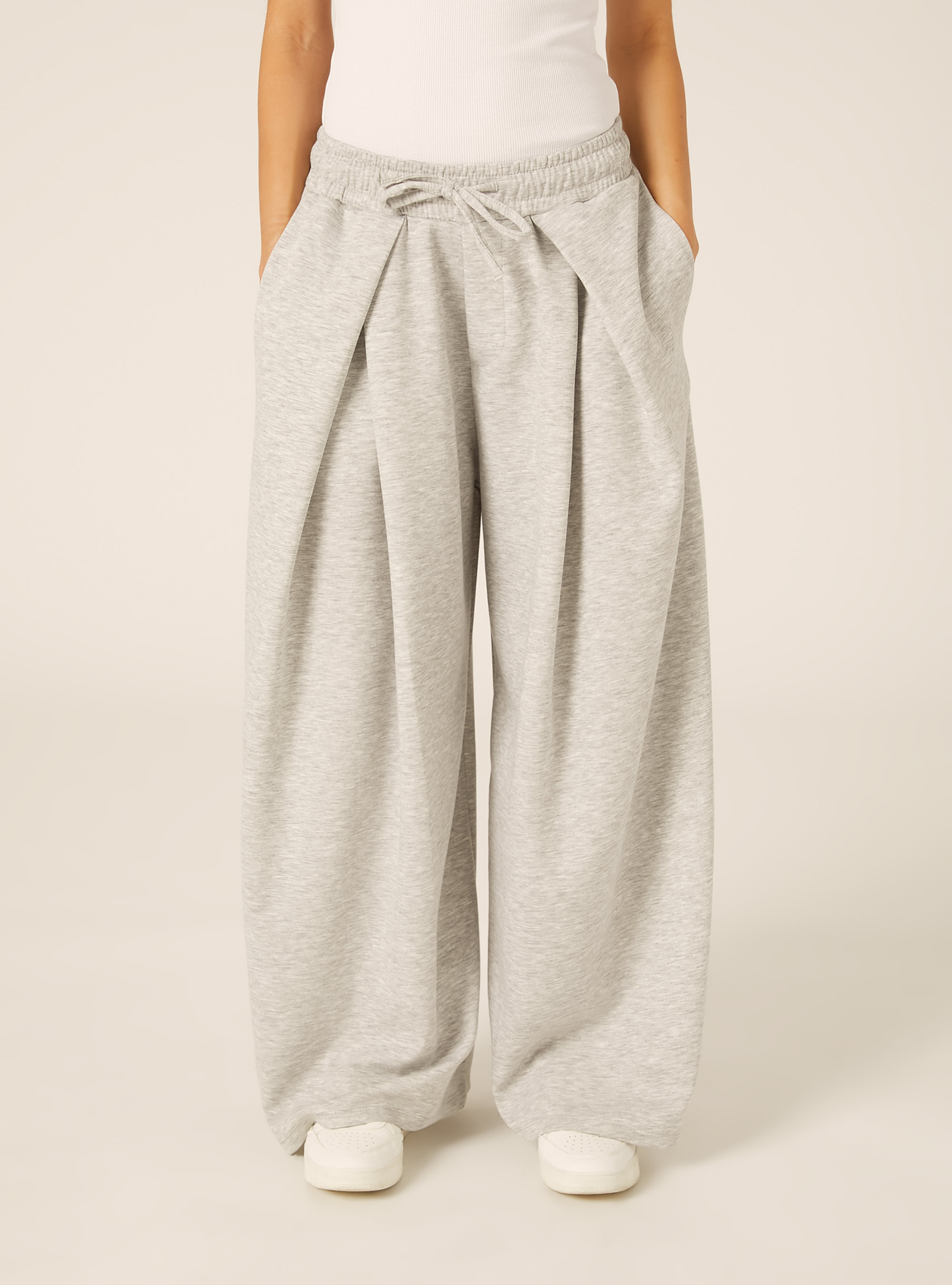 Pantal&oacute;n de scuba barrel fit con pinzas, MGY2 GREY MEL MEDIUM