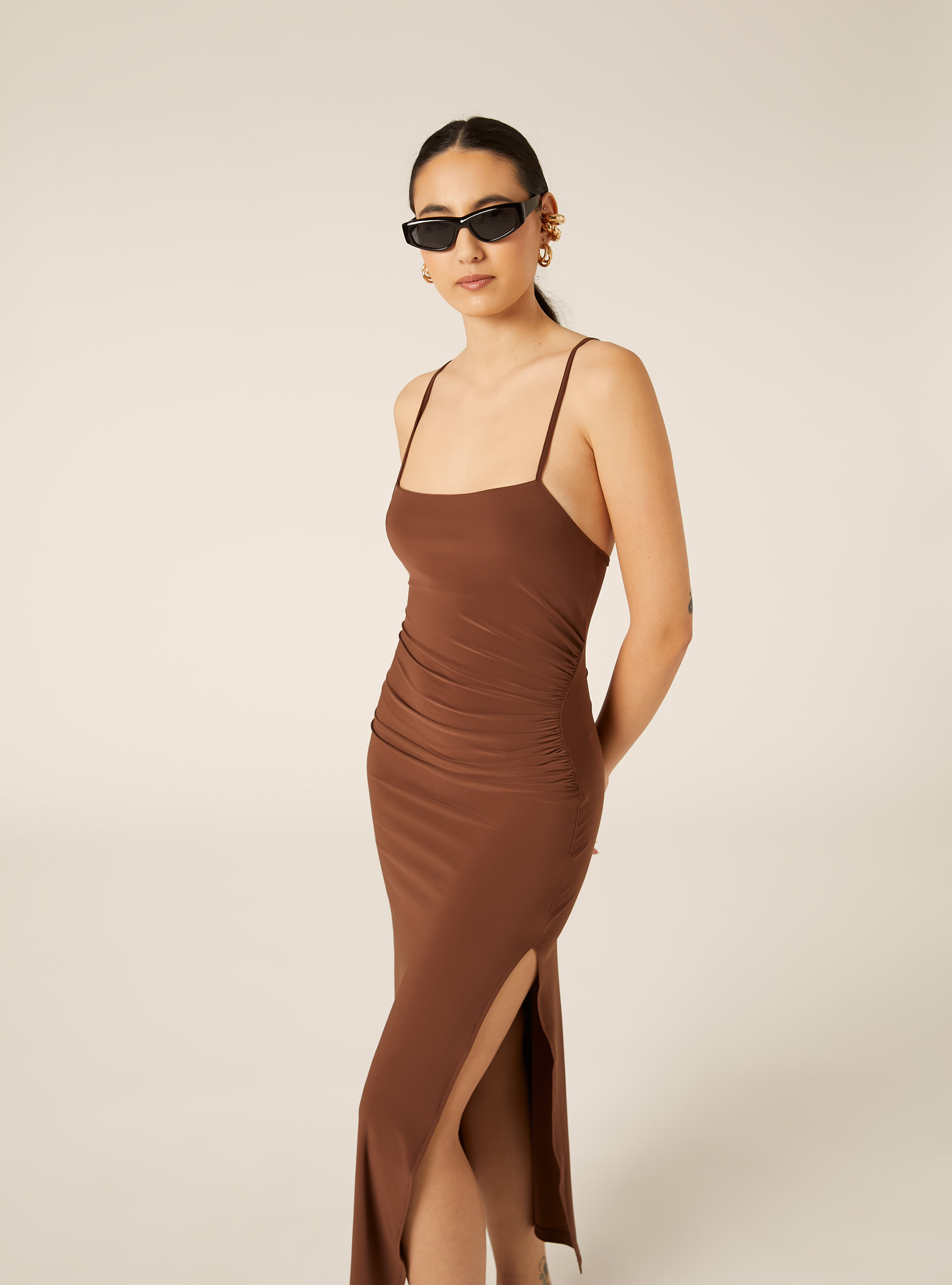 Vestio midi con bretelle, MARRONE SCURO