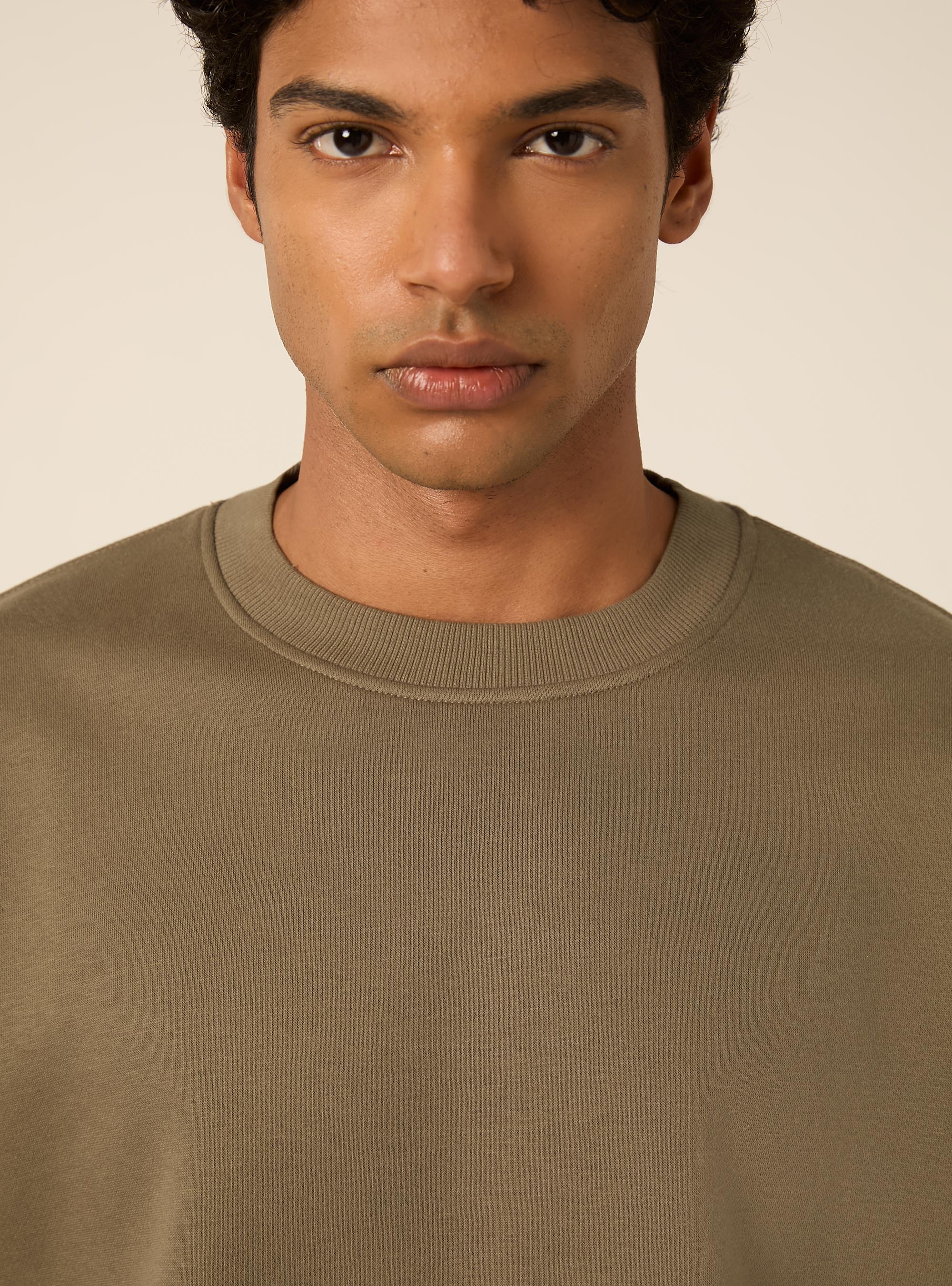 Basic boxy fit crewneck sweatshirt, KY2 KAKY MEDIUM