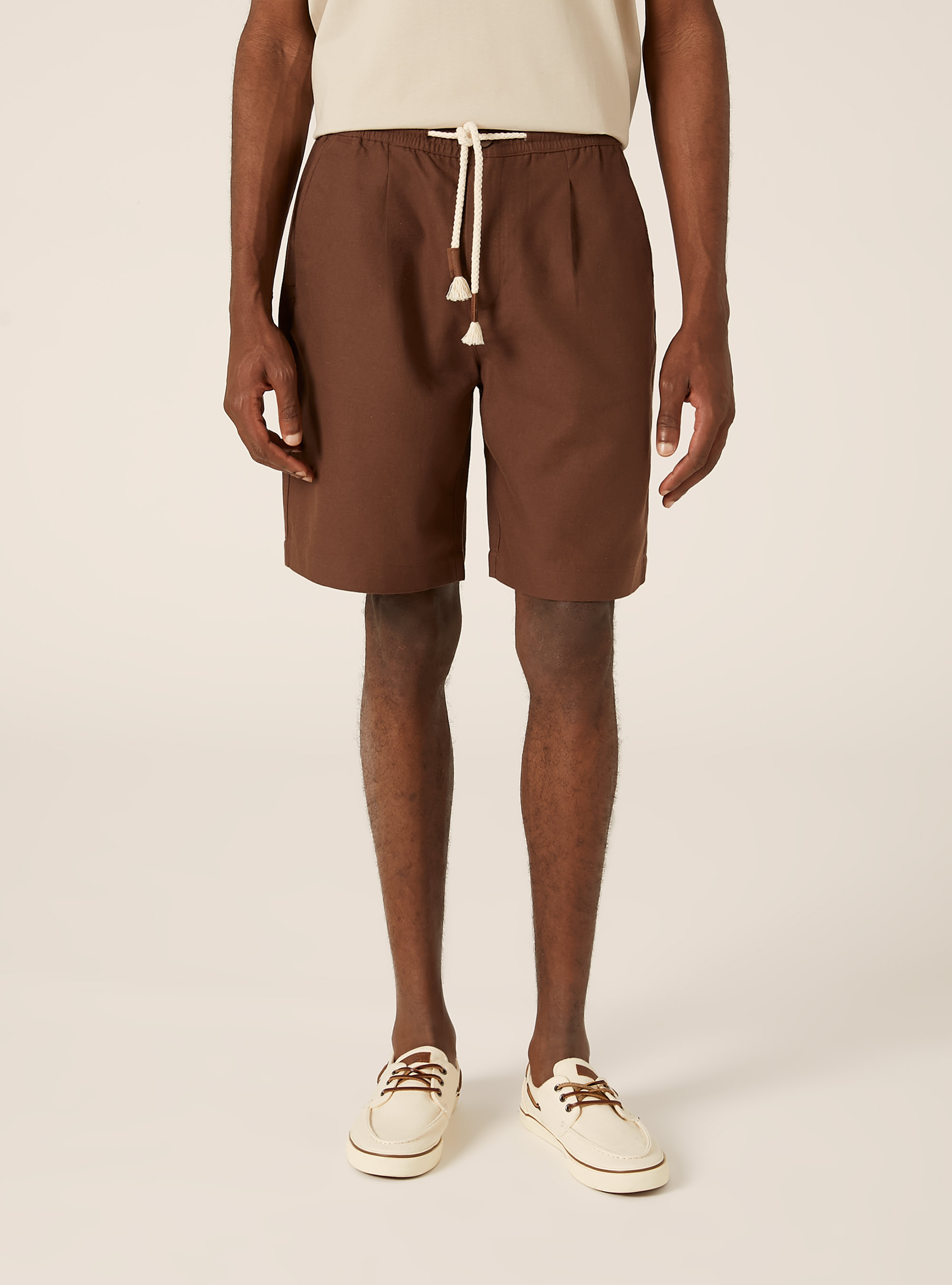 Leinen-Bermudas mit Kordelzug, BR1 BROWN DARK