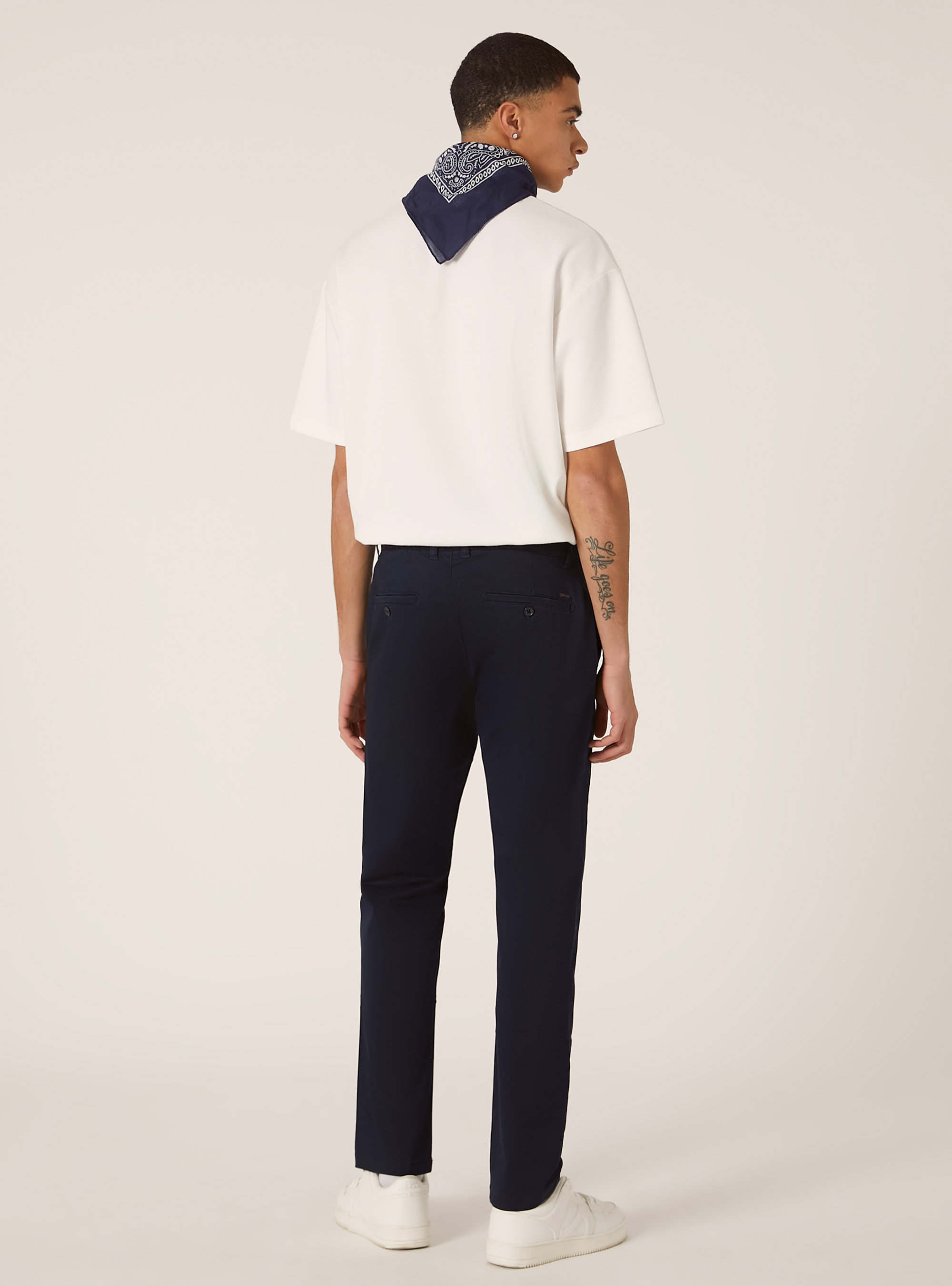 Pantalon chino stretch en serg&eacute; coupe skinny, BL1 BLUE DARK