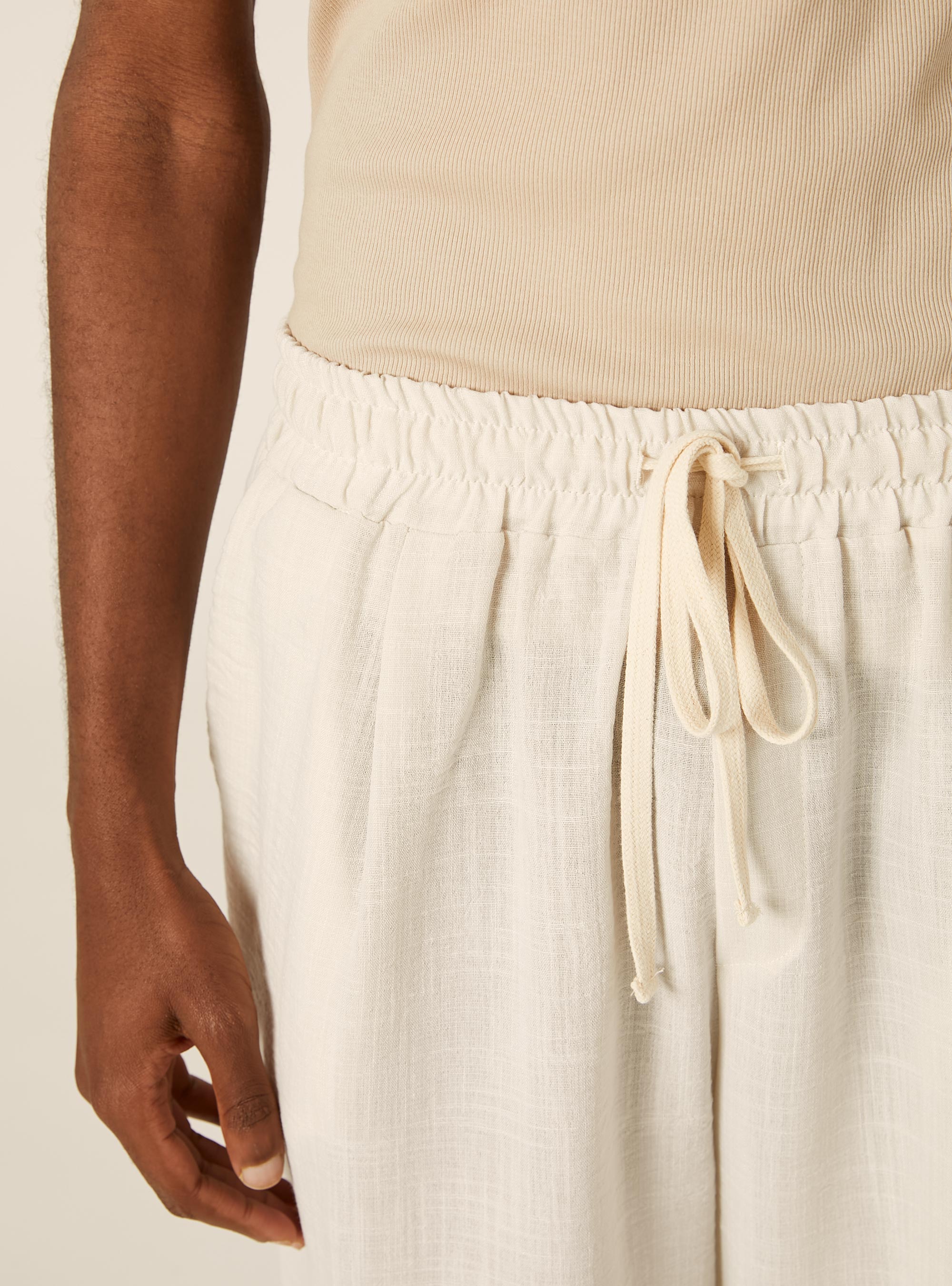 Slub Fabric Bermuda Shorts, WH1 OFF WHITE