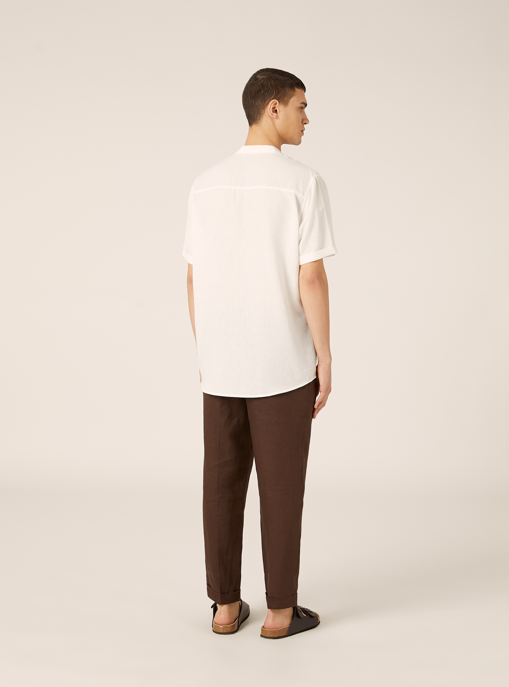 Camisa con cuello coreano, WH2 WHITE