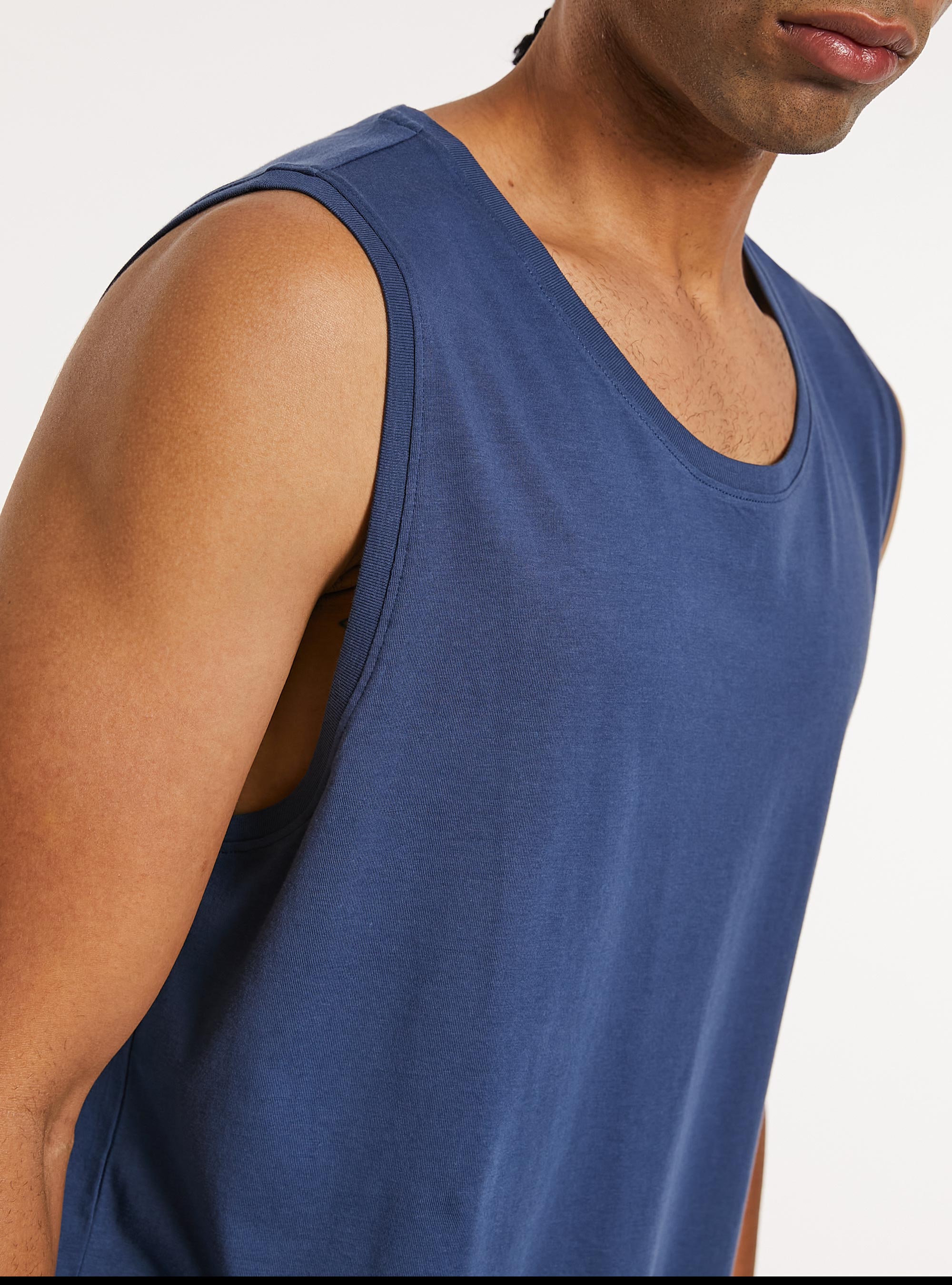 Solid-coloured comfort fit tank top, BL3 BLUE LIGHT