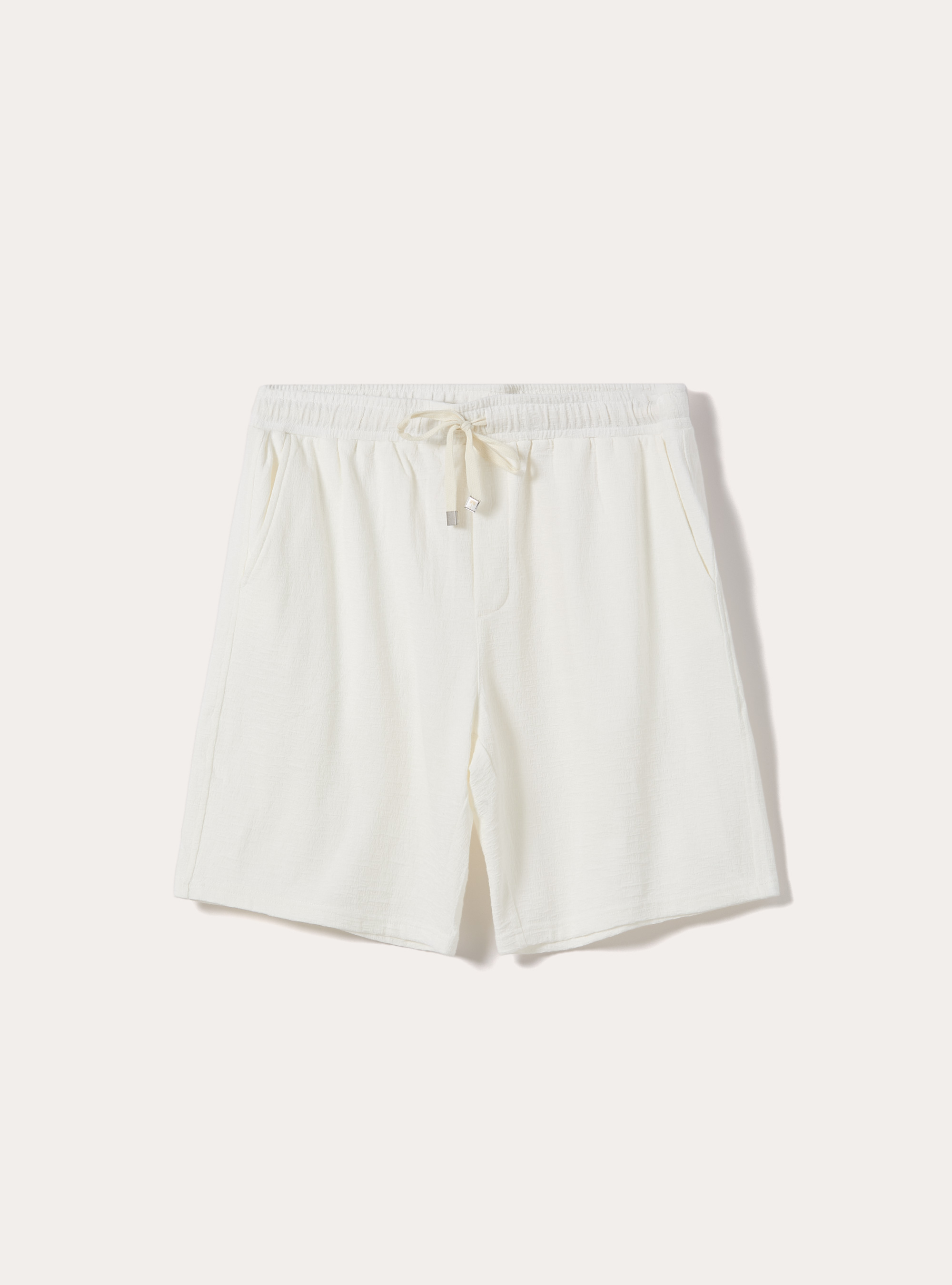 Bermudas de corte regular con tejido texturizado, WH2 WHITE
