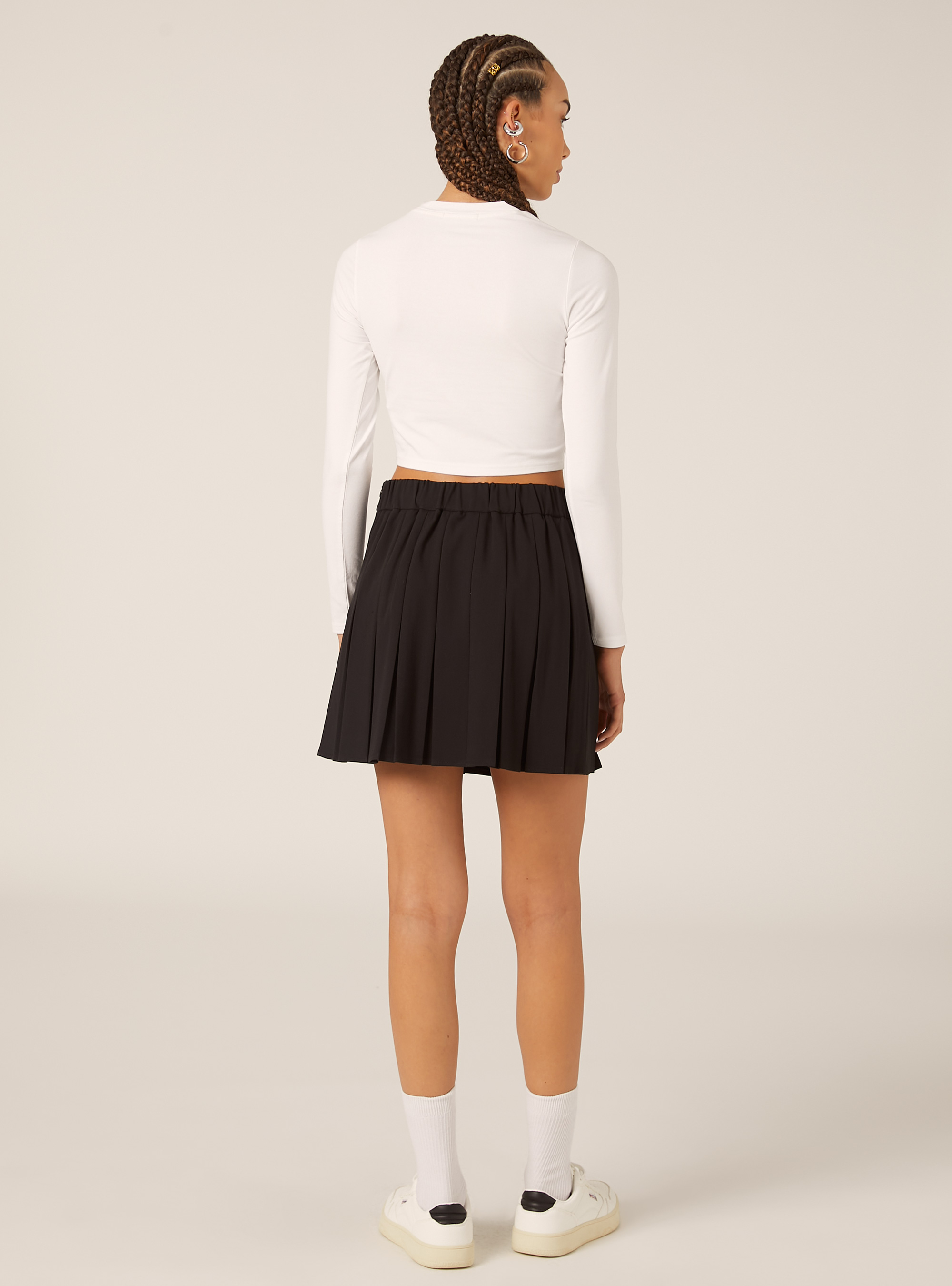 Mini-jupe pliss&eacute;e unie, BK1 BLACK