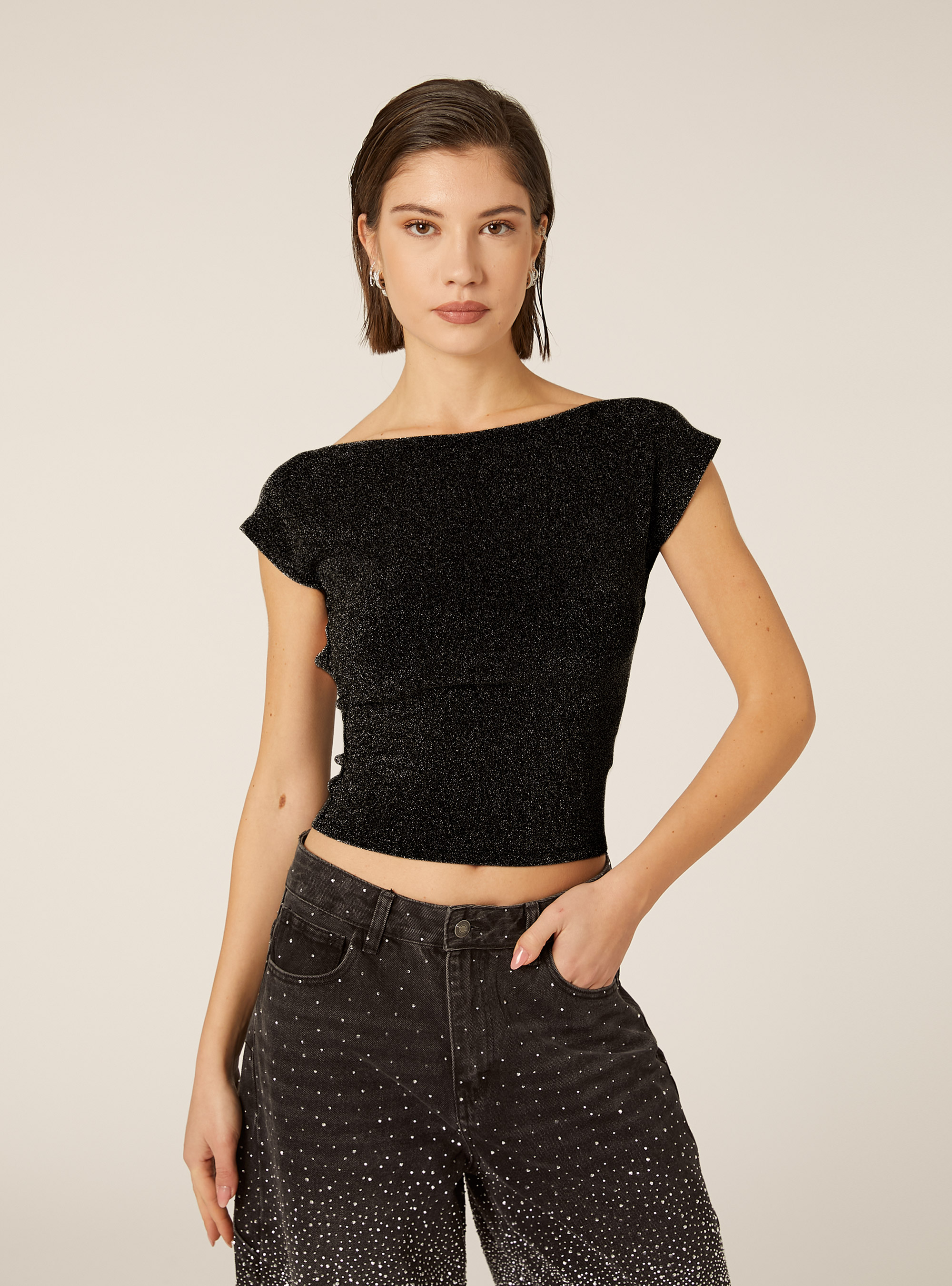 Metallic T-shirt with open back, BK1 BLACK