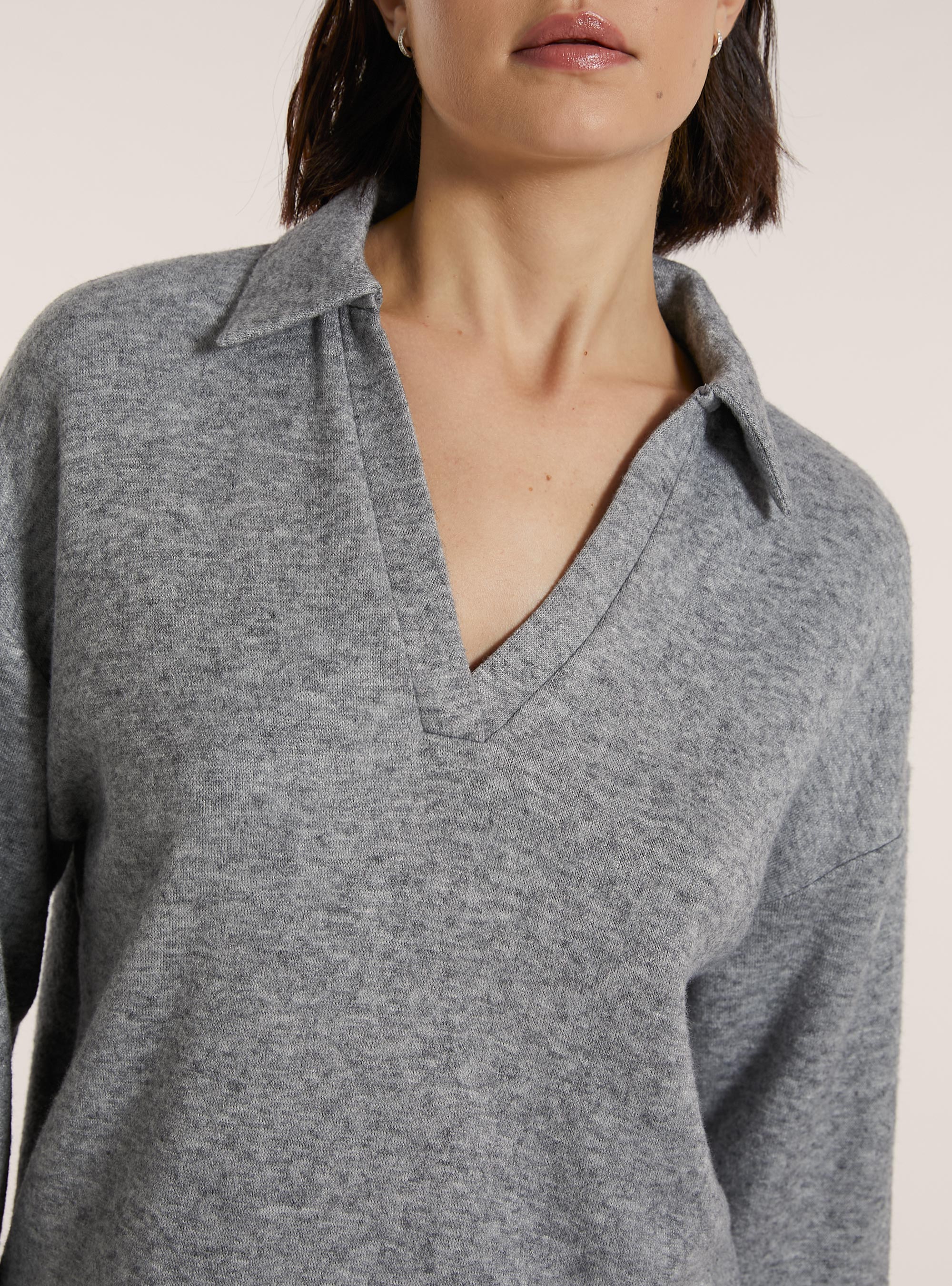 Pull doux au toucher avec col polo, MGY3 GREY MEL LIGHT