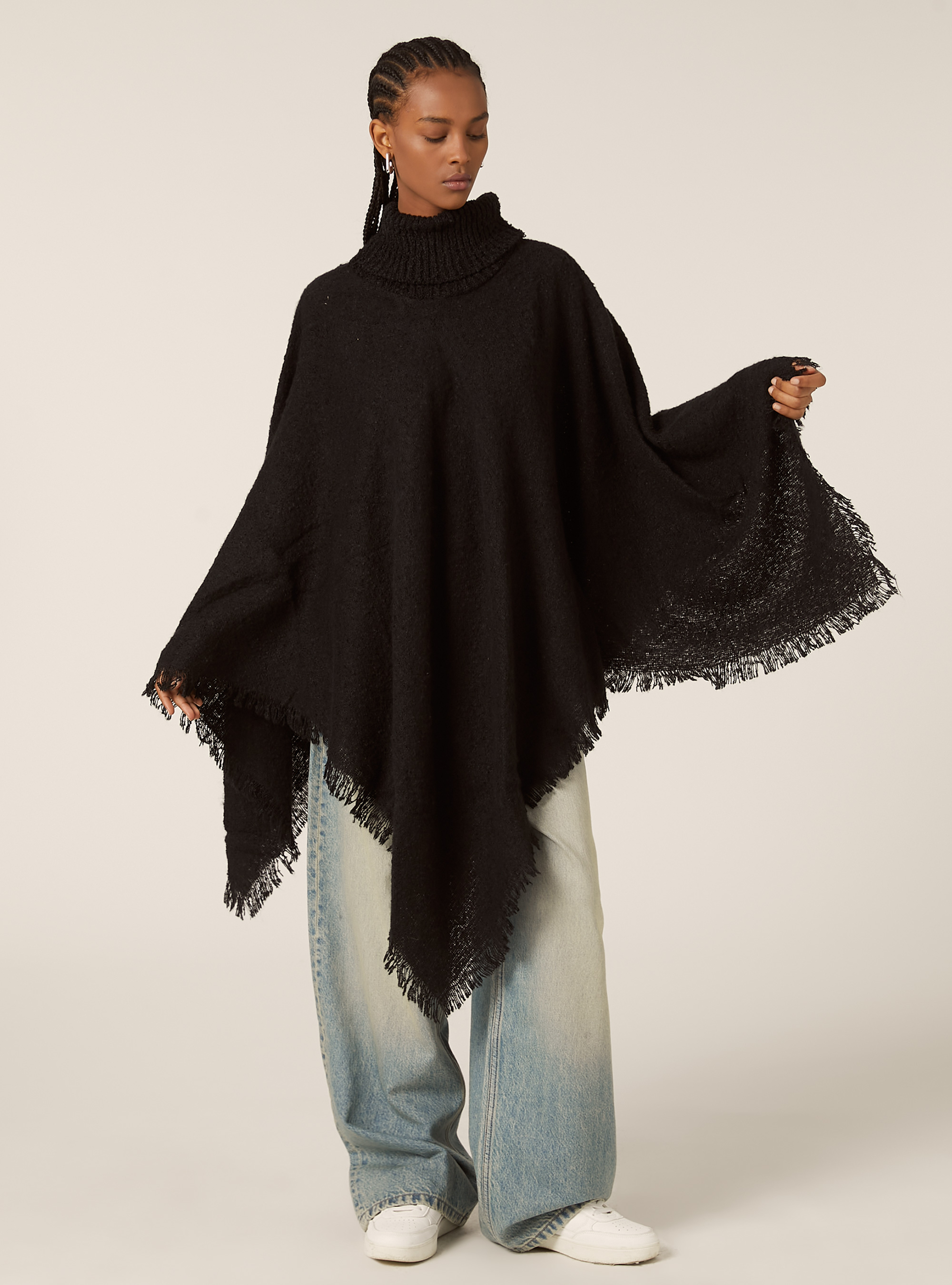 Poncho doux au toucher &agrave; col montant, BK1 BLACK