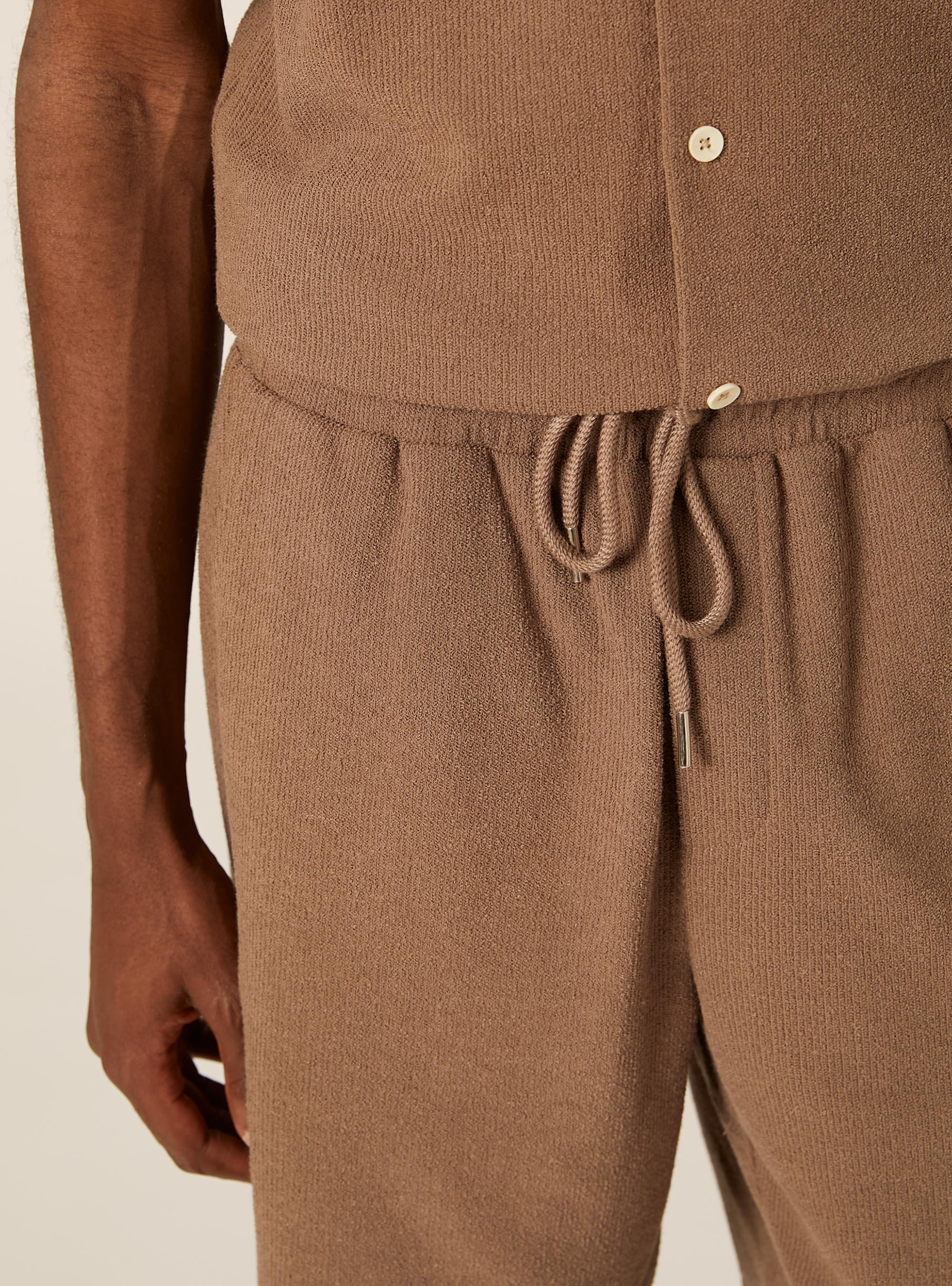 Strukturierte Baumwoll-Bermudas, BR2 BROWN MEDIUM