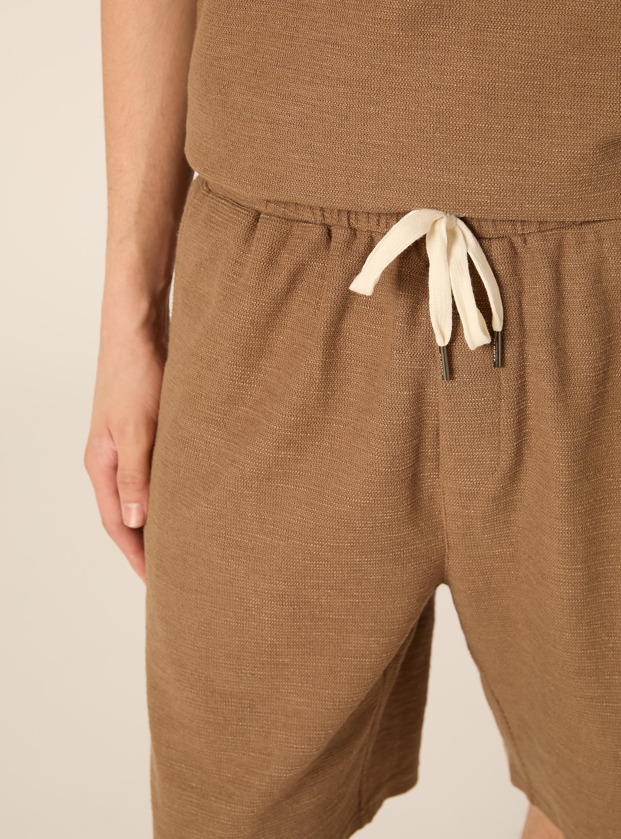 Bermudas de algod&oacute;n con textura, BR2 BROWN MEDIUM