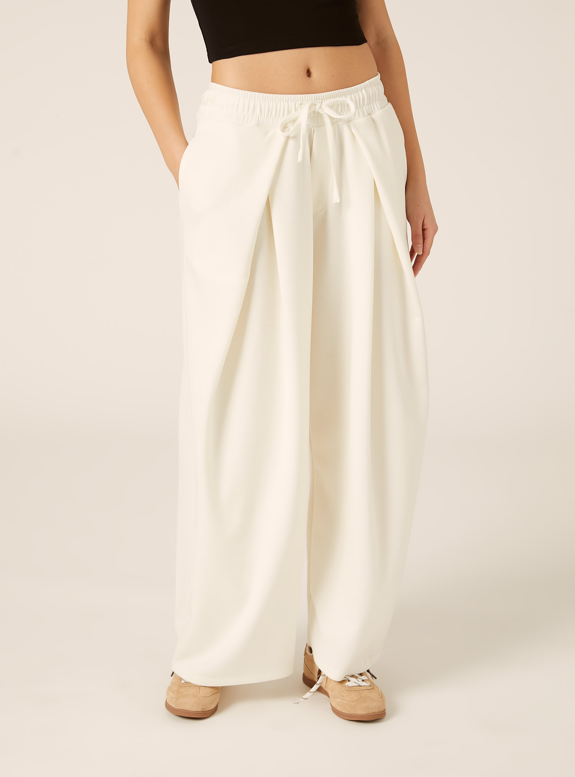 Pantal&oacute;n de scuba barrel fit con pinzas, WH1 OFF WHITE