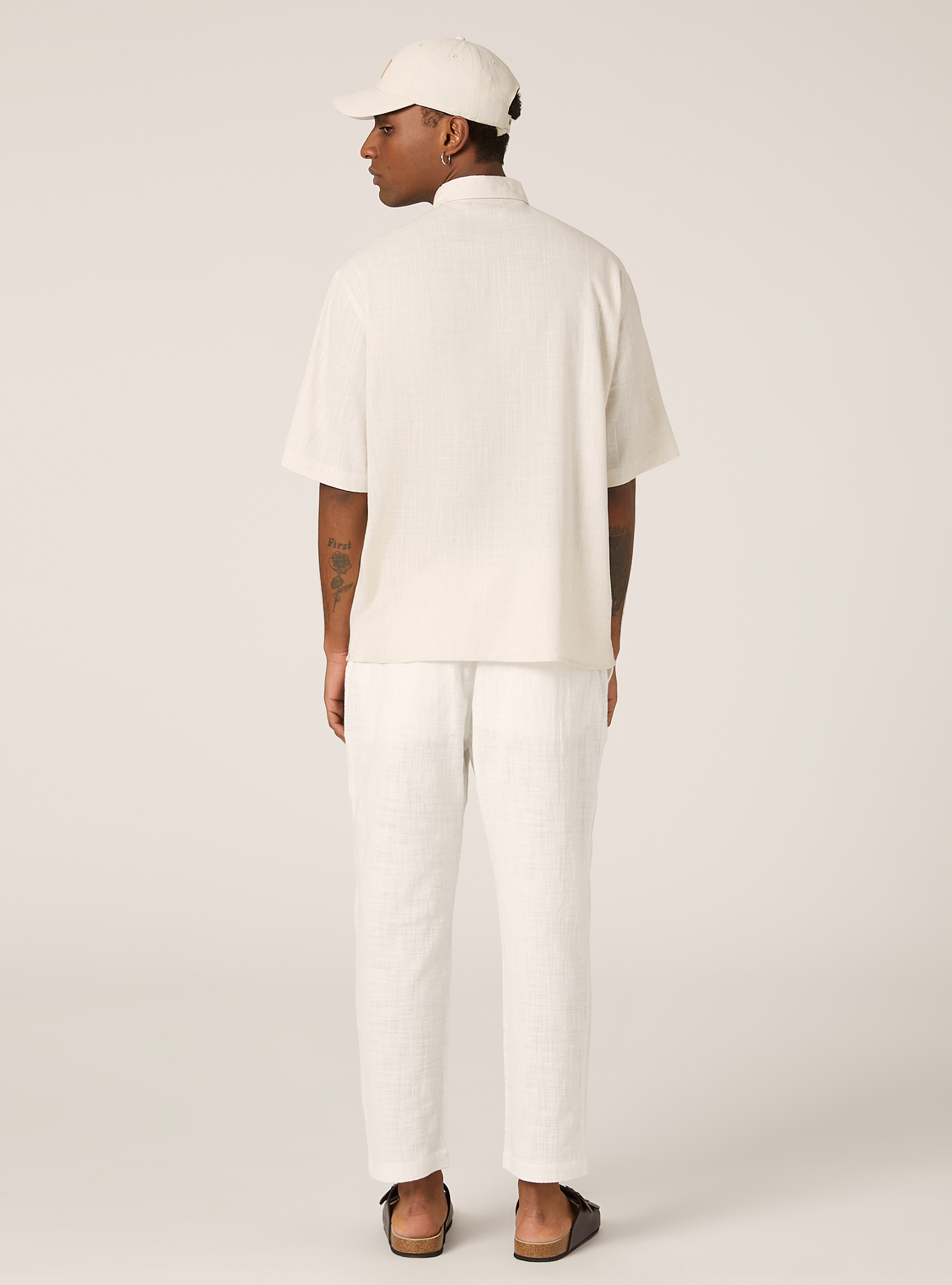 Camisa de manga corta en mezcla de lino, MBG3 BEIGE MEL LIGHT