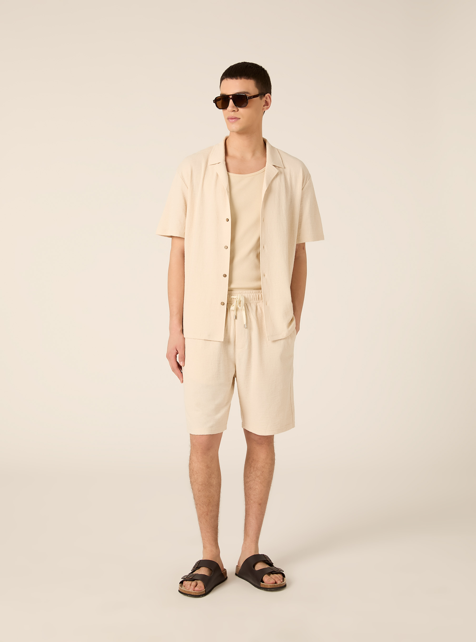 Bermuda textur&eacute;, coupe classique, BG2 BEIGE MEDIUM