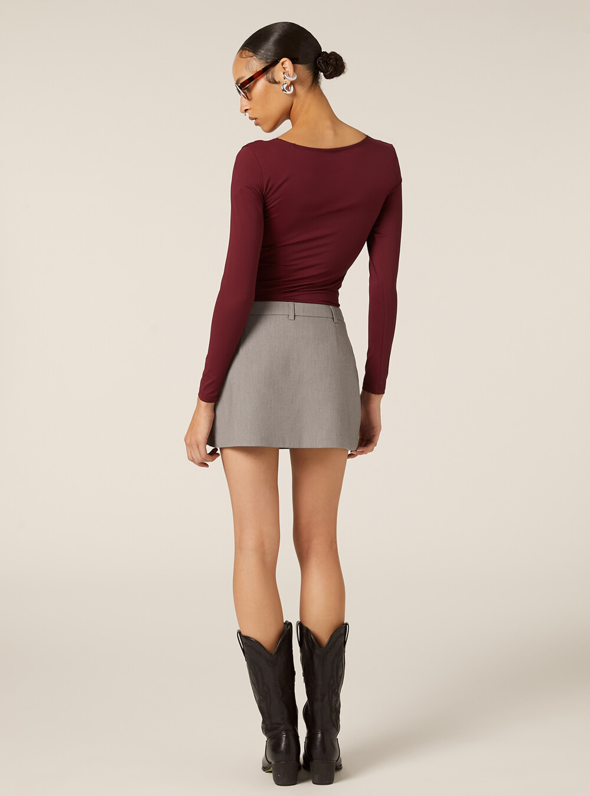 Elastischer Body mit quadratischem Ausschnitt, BO1 BORDEAUX DARK