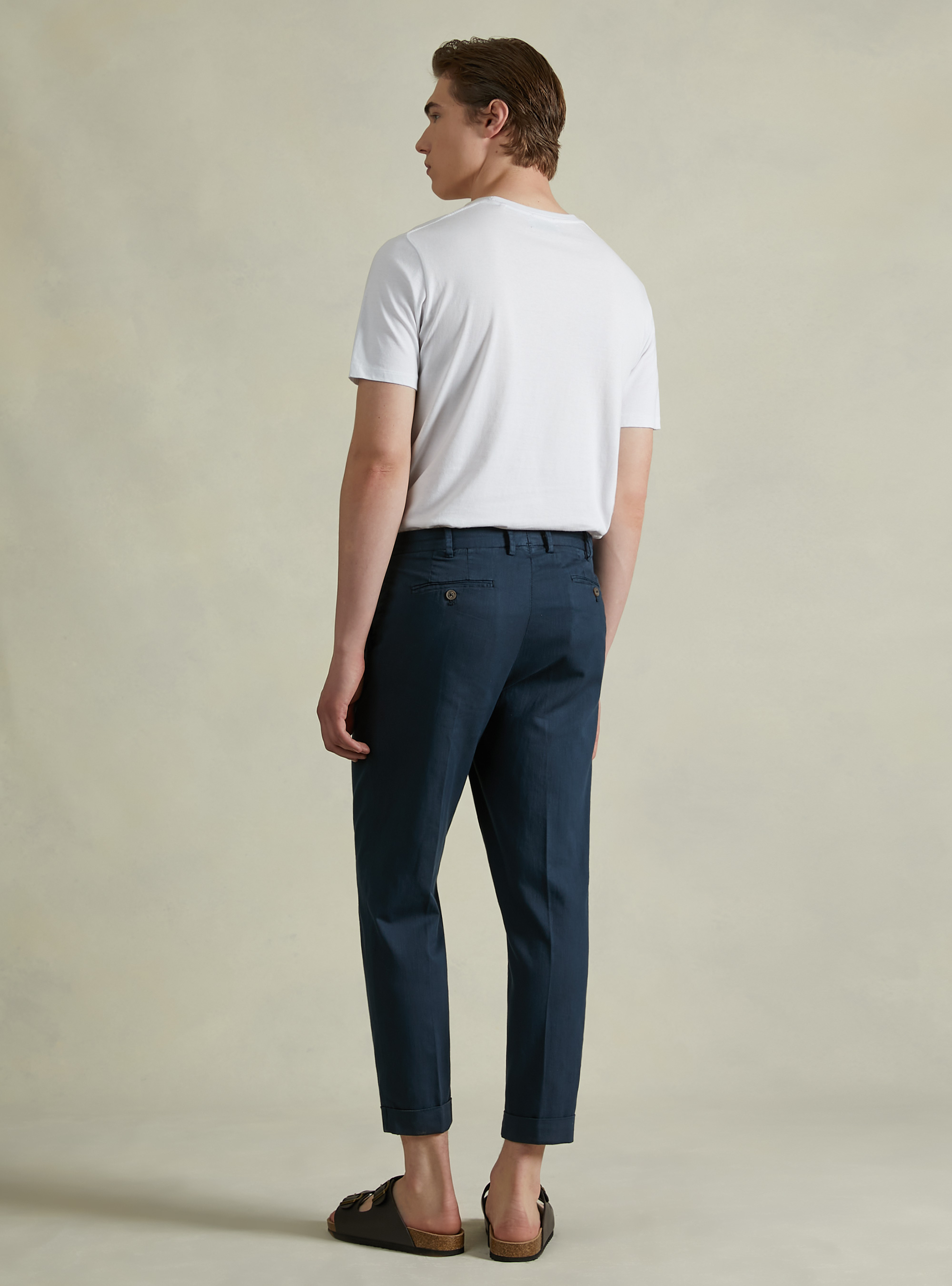 Pantalon chino en lin m&eacute;lang&eacute; avec pinces, NA2 NAVY MEDIUM