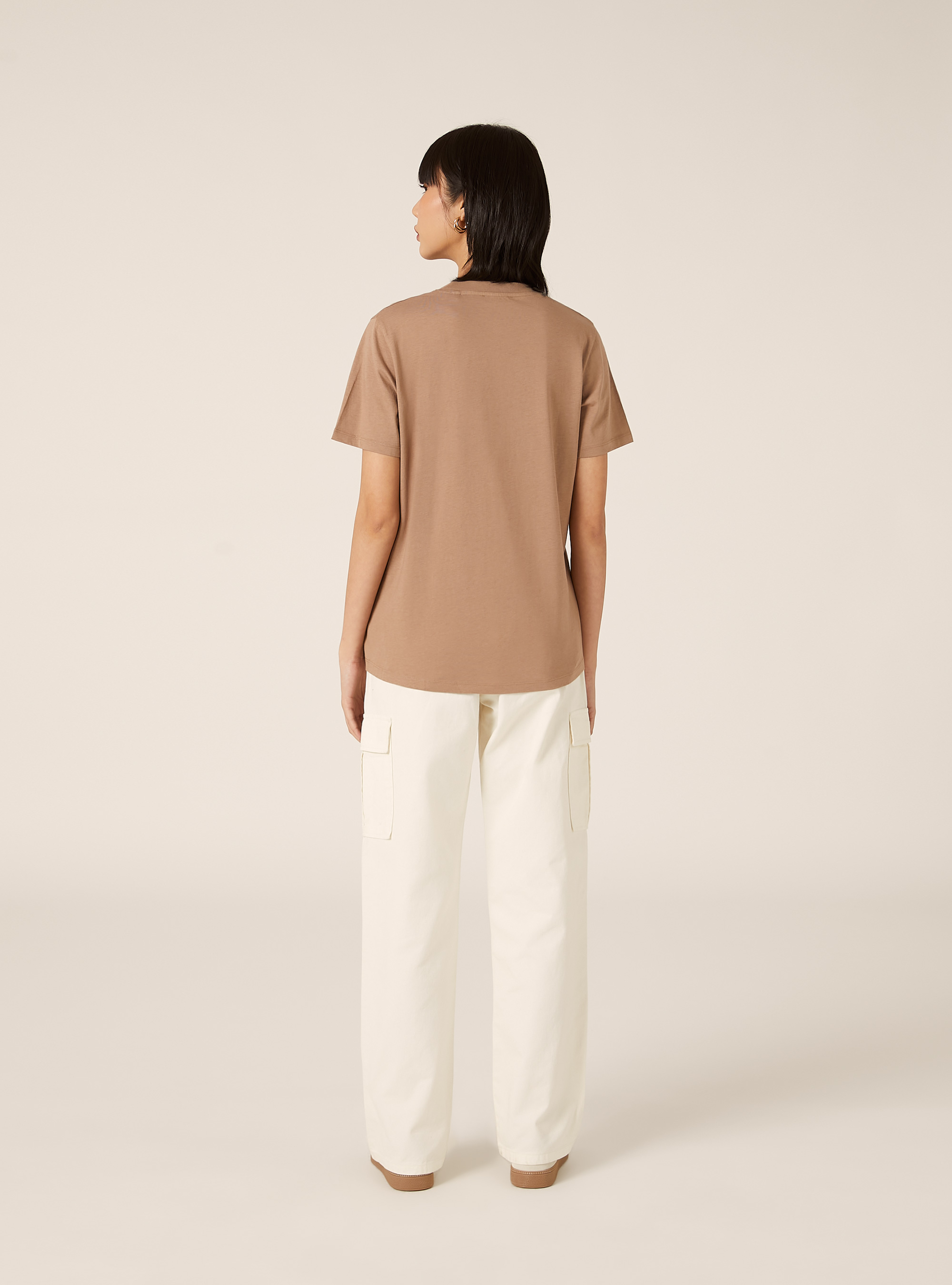 Camiseta de cuello redondo de algod&oacute;n, BR3 BROWN LIGHT