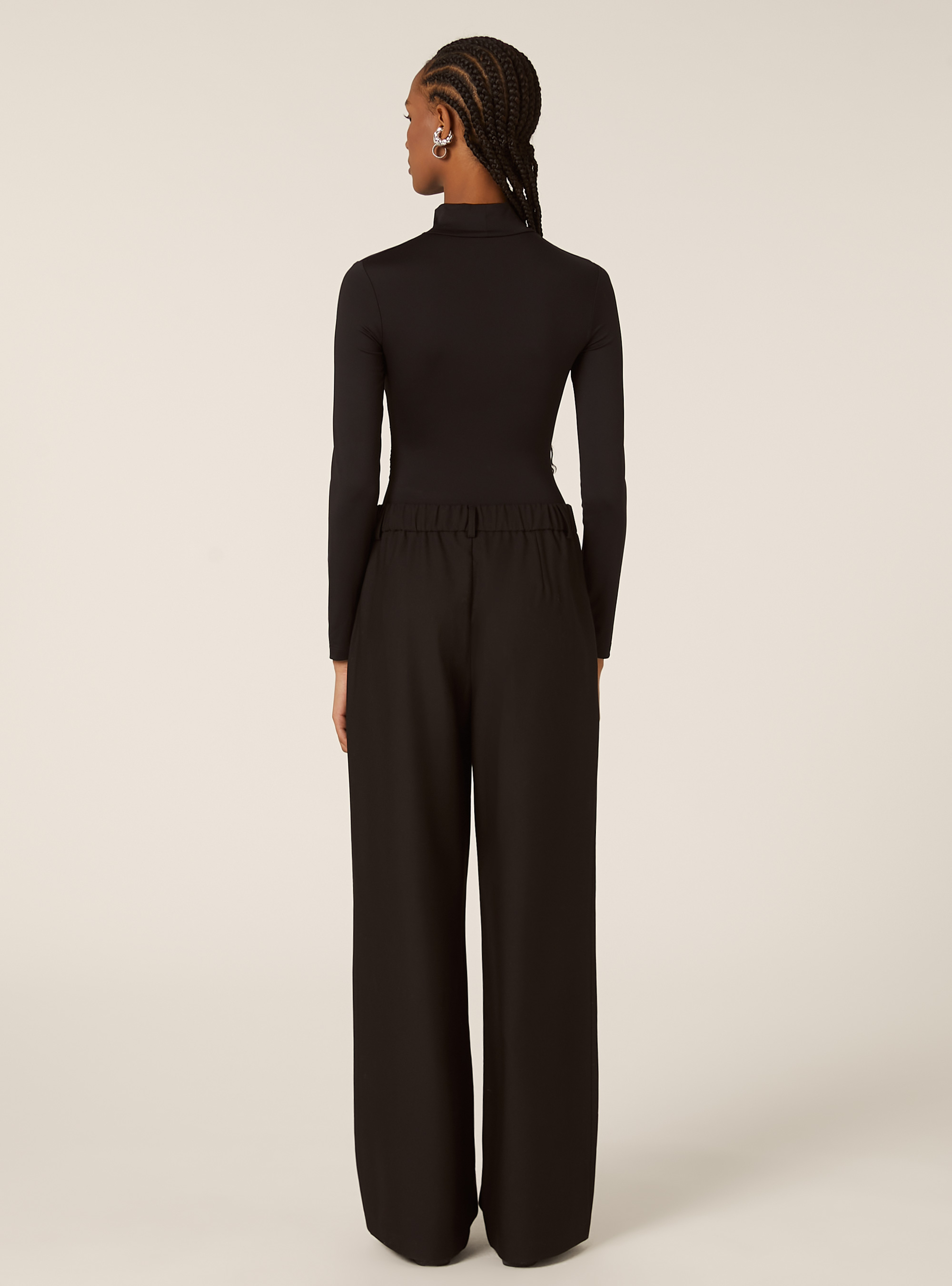 Pantalon ajust&eacute; avec pinces, BK1 BLACK