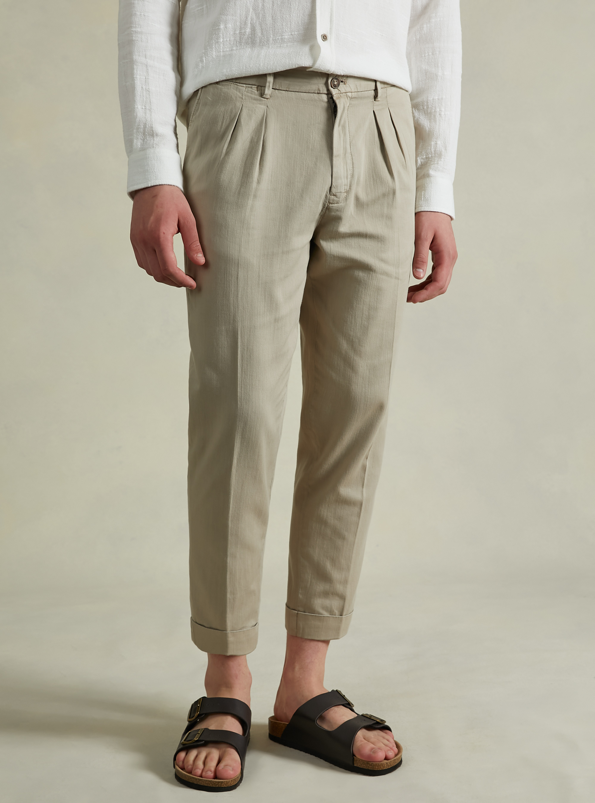 Pantalon chino en lin m&eacute;lang&eacute; avec pinces, BG2 BEIGE MEDIUM