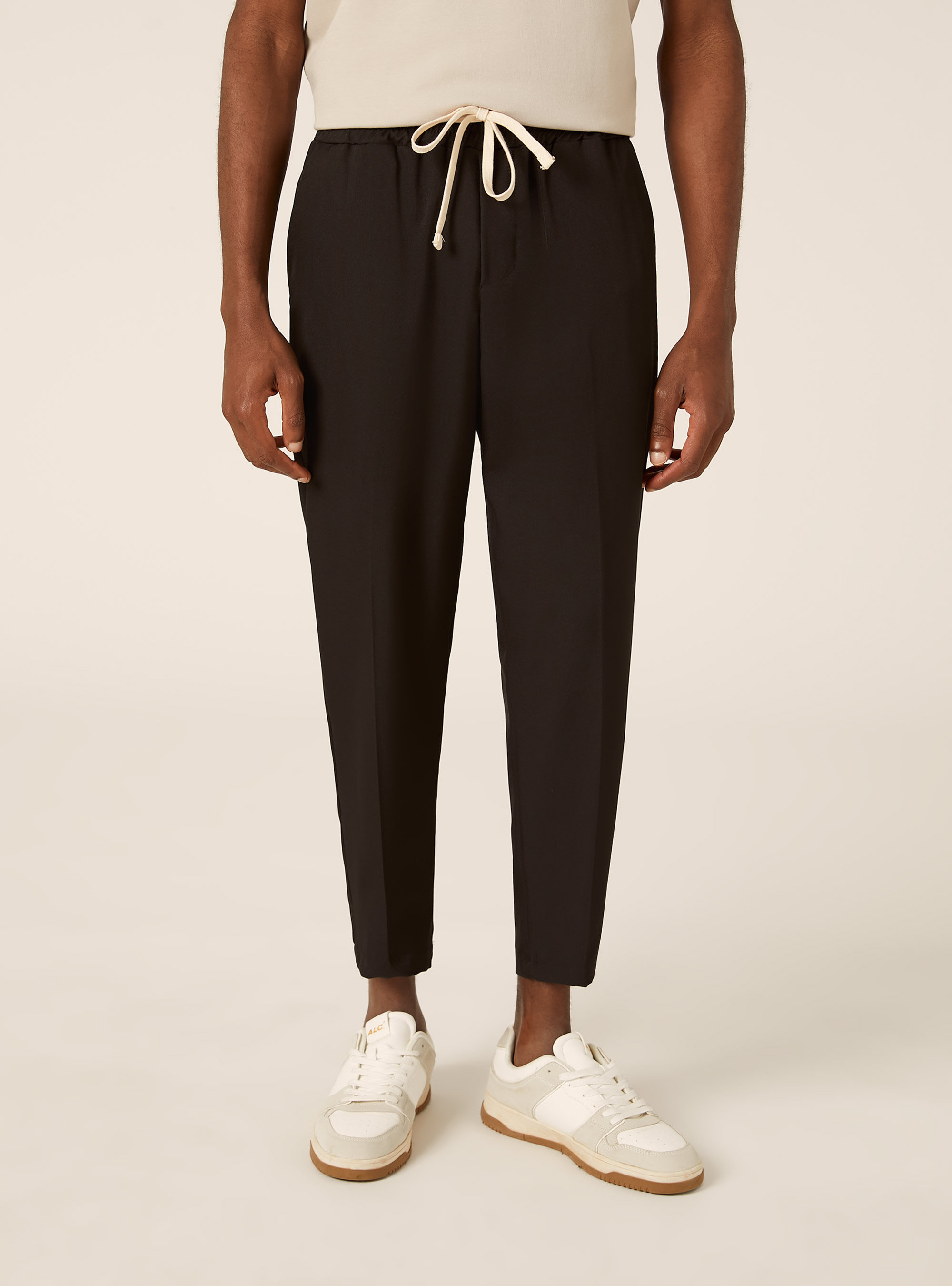Pantal&oacute;n Jogger Sartorial, BK1 BLACK