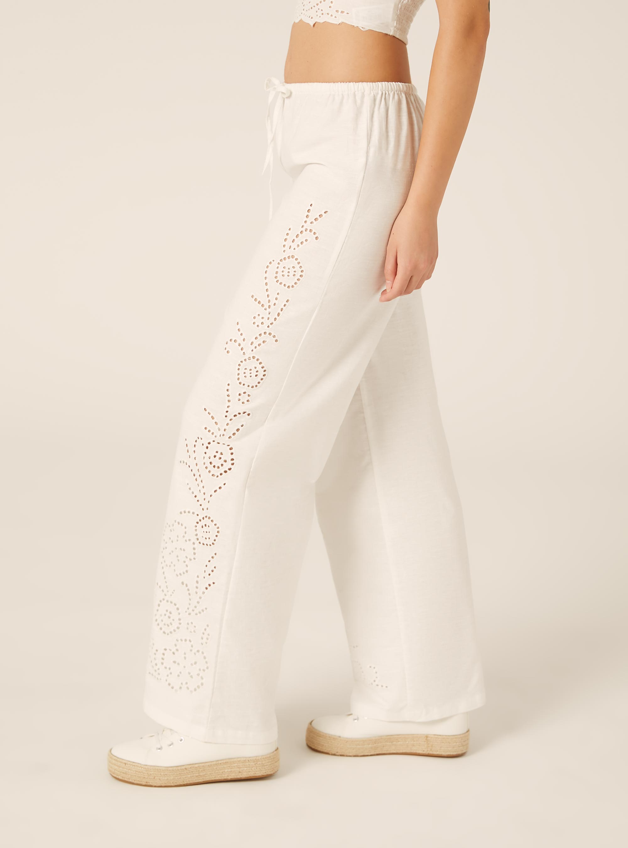 Pantalon Large en M&eacute;lange de Lin avec Broderie Anglaise Lat&eacute;rale, WH2 WHITE